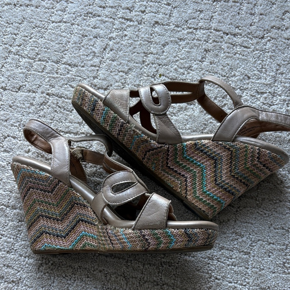 Eurosport by Soffit women's leather Wedges